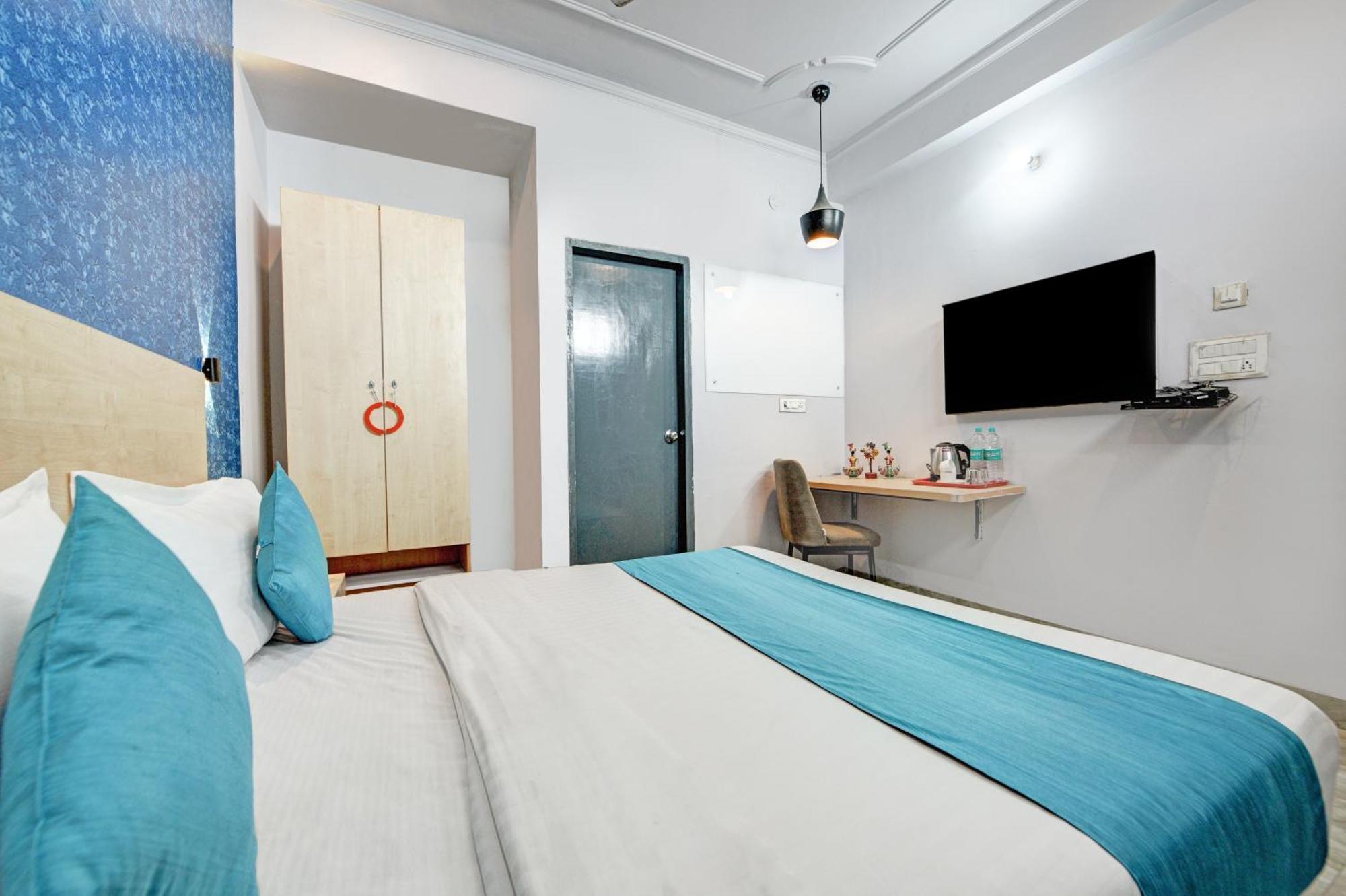 גורגאון Royal Spark Inn1 - Medicity Gurugram, Near Medanta Hospital חדר תמונה