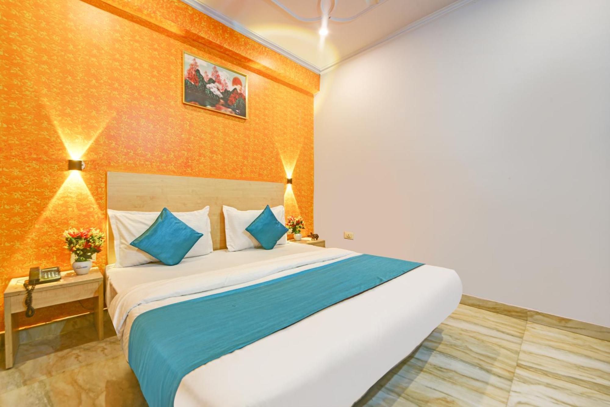 גורגאון Royal Spark Inn1 - Medicity Gurugram, Near Medanta Hospital מראה חיצוני תמונה