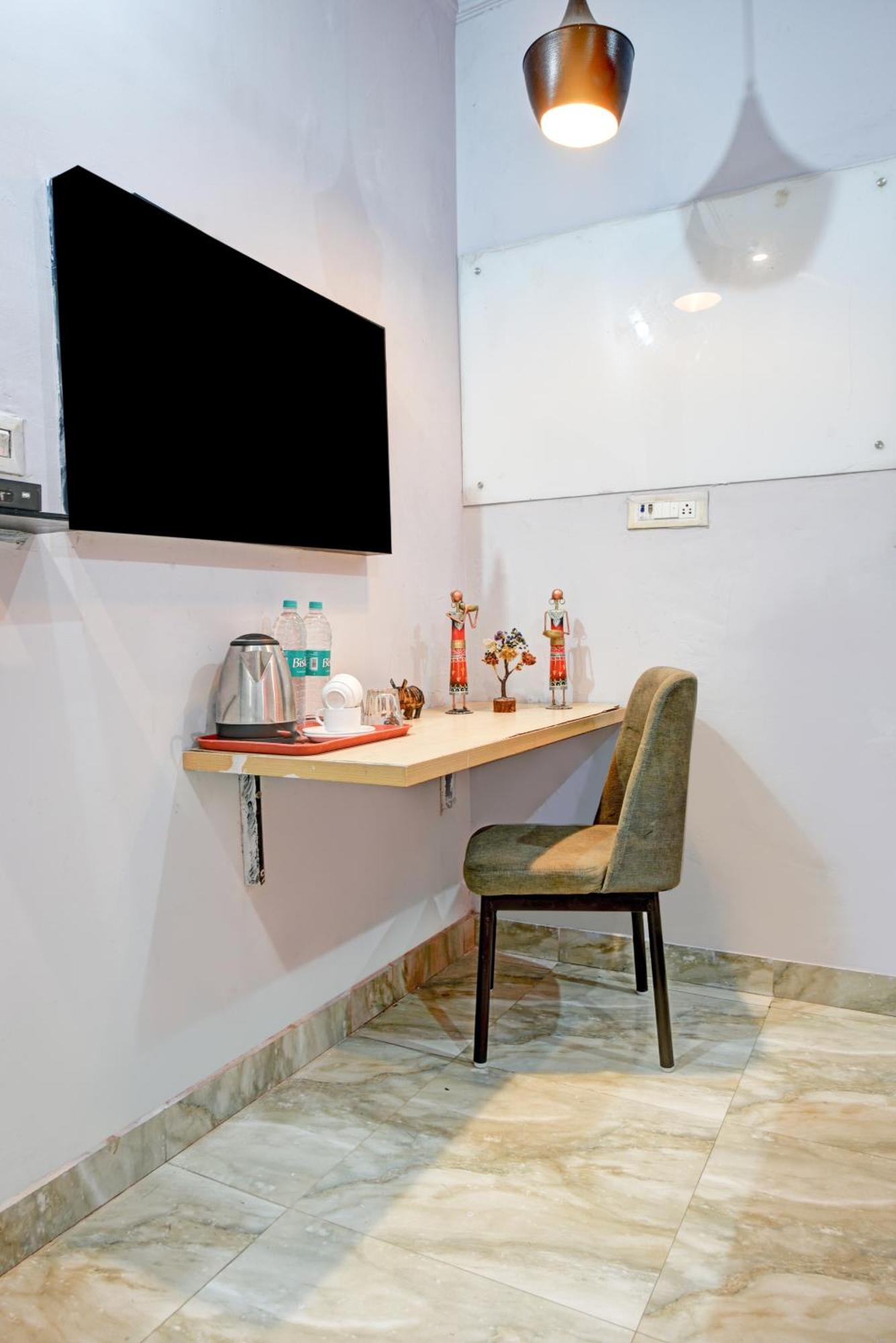 גורגאון Royal Spark Inn1 - Medicity Gurugram, Near Medanta Hospital מראה חיצוני תמונה