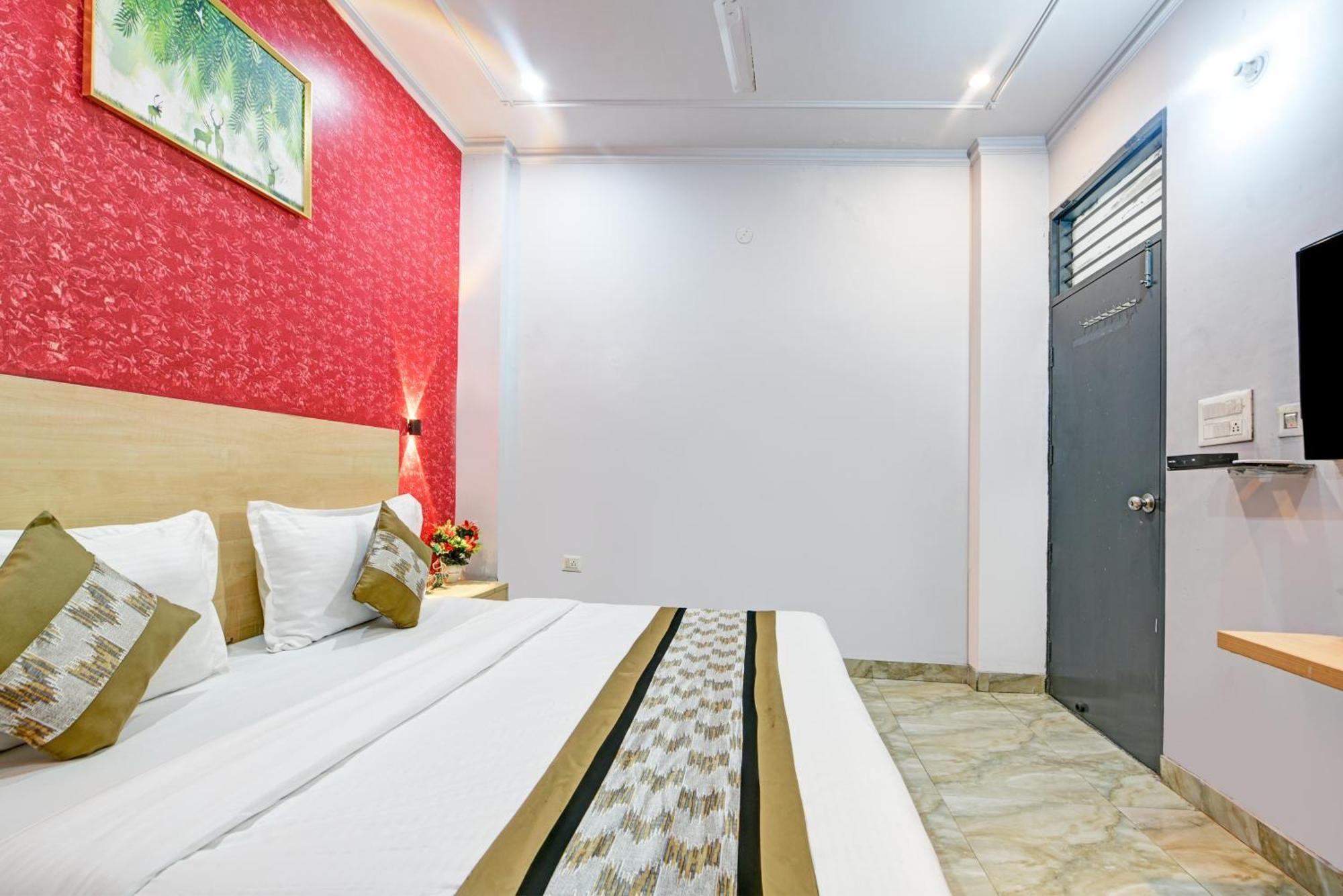 גורגאון Royal Spark Inn1 - Medicity Gurugram, Near Medanta Hospital מראה חיצוני תמונה