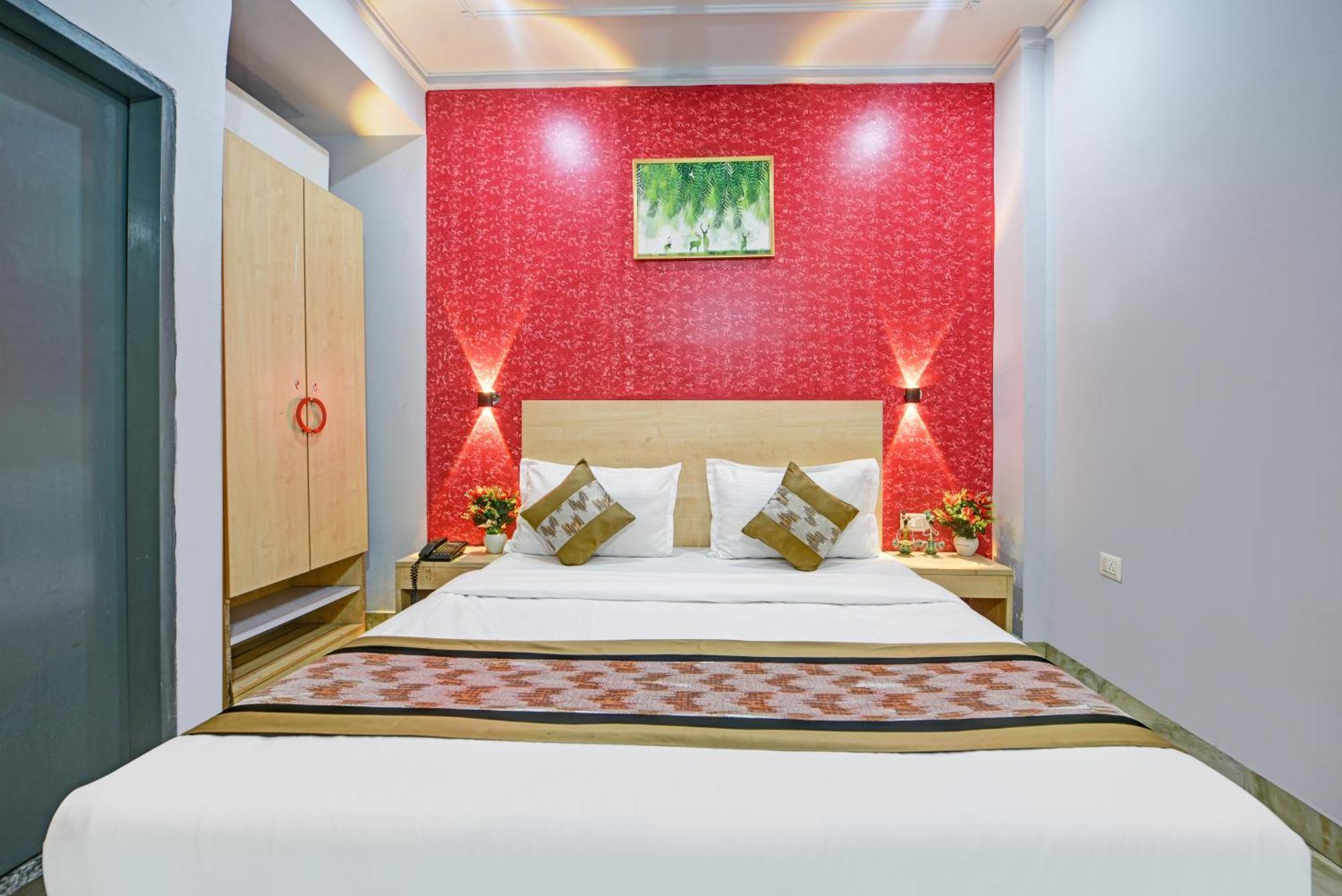 גורגאון Royal Spark Inn1 - Medicity Gurugram, Near Medanta Hospital מראה חיצוני תמונה