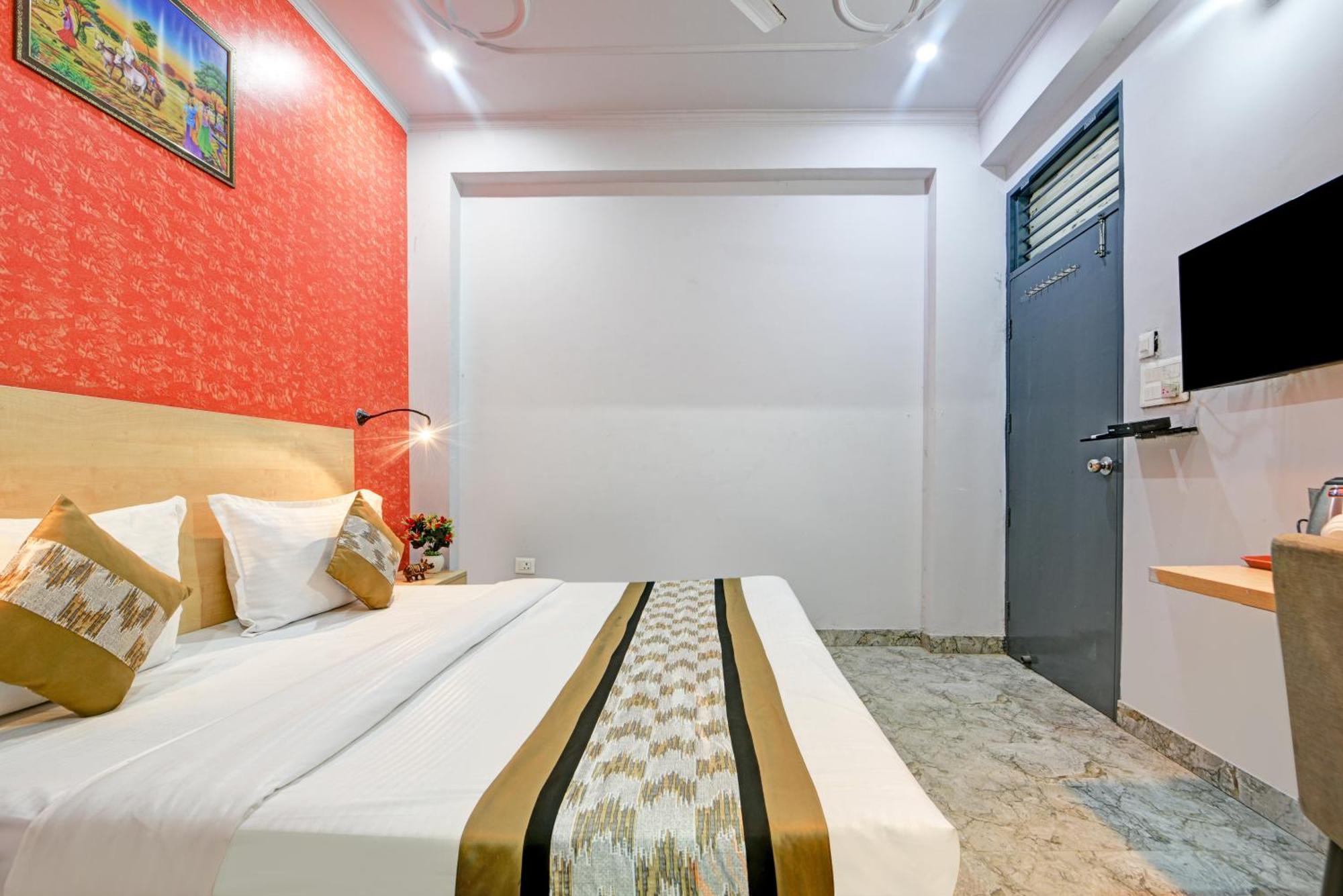 גורגאון Royal Spark Inn1 - Medicity Gurugram, Near Medanta Hospital מראה חיצוני תמונה